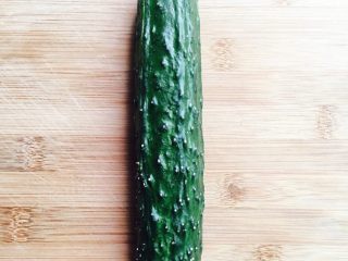 5、越南春卷,黄瓜一根