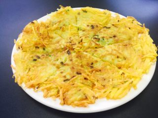 10、香酥土豆饼,酥脆可口