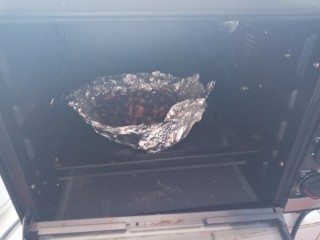 30、酱香干锅鱿鱼烤箱版,放入烤箱