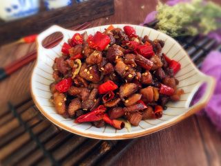 15、辣子鸡丁,成品图。