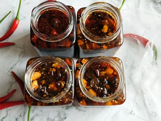 16、＃辣味＃香菇牛肉酱,放凉后装瓶，送人自用均可！