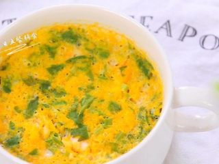 10、鸡蛋虾肉南瓜杯,冷水上锅，大火烧开转小火20分钟。