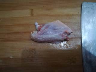 17、广式糯米鸡,另一端的关节处也一样