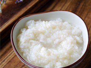 15、自制酒酿(酸奶机版),程序结束后,酒酿就做好啦。