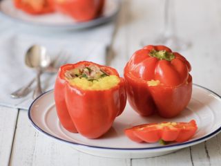 17、灯笼椒米片盅,我买的是红灯笼椒,当然黄的绿的都可以。