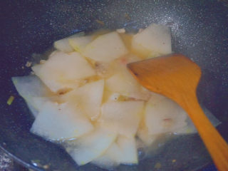 15、清炒冬瓜片,加盐