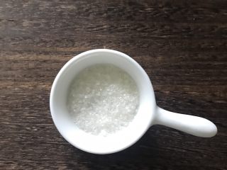 6、街头风味东北烤冷面,白糖半勺