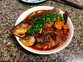 27、酱焖鲫鱼➕今年花胜去年红,成品