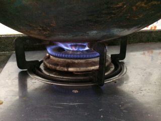 13、酱油全鸭-在家这样做,我用武火煮了差不多一个小时