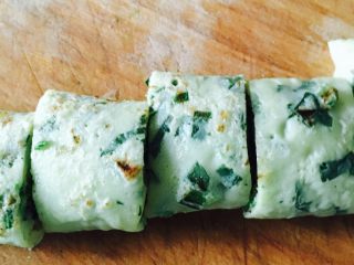 6、蔬菜卷饼#挑战鸡蛋的100种做法#,切断