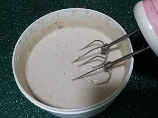 10、蓝莓果酱冰淇淋,1小时后取出，按上述步骤操作