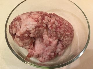 1、糖醋小肉球,猪肉糜！不用洗！因为有人问过我要不要洗????‍♀️