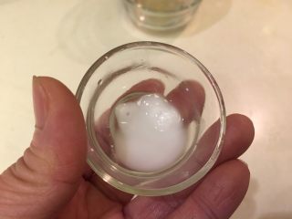 24、糖醋小肉球,生粉加点水