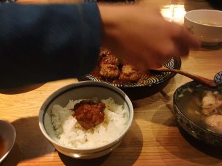 32、糖醋小肉球,小爷不停的挖…