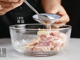 4、火锅店的酥肉吃不够?在家也能做的美味零食, 加1茶匙食盐