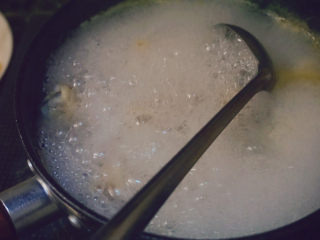 16、青椒炒鸡爪,大火煮开