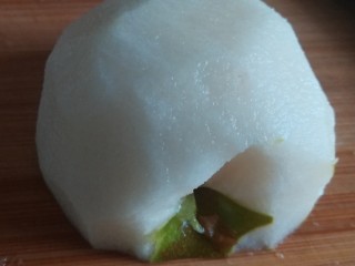 7、桂花香菇牛肉油辣酱  下饭神器,梨切成丁