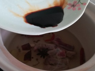 10、桂花香菇牛肉油辣酱  下饭神器,加老抽上色