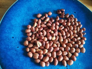 20、桂花香菇牛肉油辣酱  下饭神器,花生米开口表示熟了