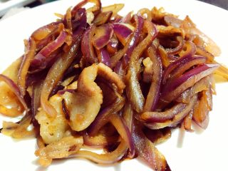 13、蚝油洋葱炒肉,出锅