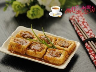 11、客家酿豆腐,端上桌了。