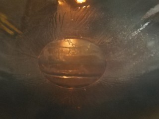 7、肾果烧鸡公,锅内油烧热