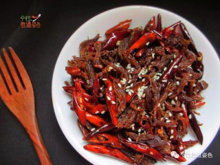 12、灯影牛肉丝,早就想自己尝试做一下,真没想到第一次就这么这么成功!好吃哭了!