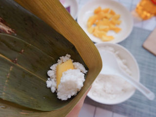 16、水晶粽子,也可以放入芒果馅料（真的好喜欢吃芒果）