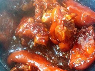 20、冰糖焖猪蹄,最后几分钟大火收汁