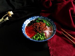 12、家常炸酱面,好吃????。