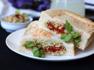 18、豆腐茄子酱三明治,偶尔吃个素食三明治口感还不错