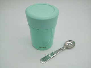 13、红薯粥,我是晚上9点放进焖烧罐的，早餐6点起来，给孩子当早餐正好