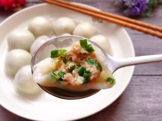 25、韭菜肉馅汤圆,成品。