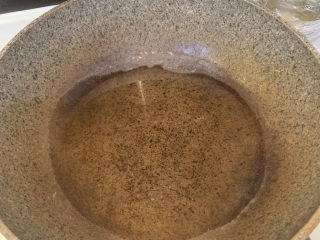 7、麻辣干锅鸡,冷锅热油，油放多一点