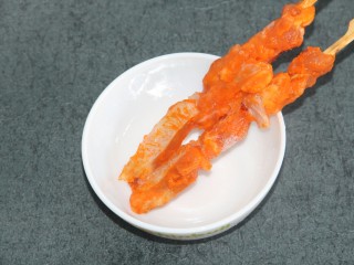 5、骨肉相连咖喱土豆,两根骨肉相连