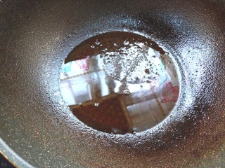 13、辣子鸡,锅里留少许底油