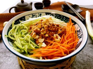 14、私房炸酱面,成品3