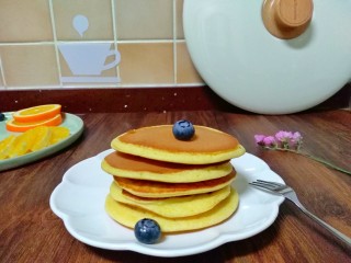 14、奶香玉米饼,成品，分享完毕。