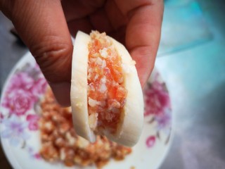 9、茄汁杏鲍菇,中间夹入腌制好的肉末