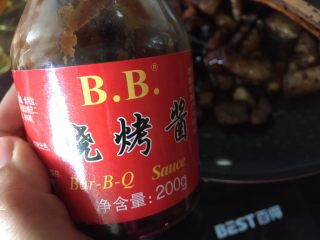 12、#无肉不欢#红烧肉,加入BBQ烧烤酱