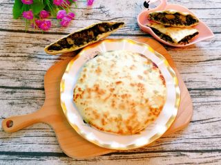 22、梅干菜麦饼,馅多皮薄的梅干菜麦饼，好吃到没朋友。