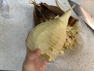 4、泡椒春笋,再清理一下