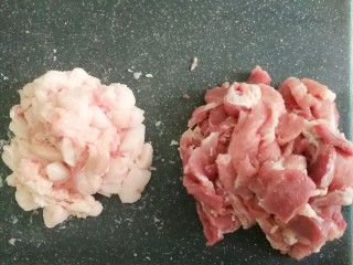 5、芋饺,前腿肉肥瘦分开切好