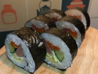 11、寿司卷,闺女最爱吃米饭，寿司卷简单又快手。