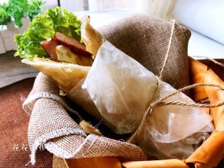 7、里脊蛋手抓饼,成品1