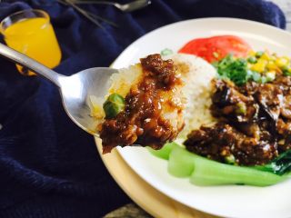 35、#咸味#  家乡特色茄子饭,成品图