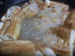 7、麻辣烫,放粉丝