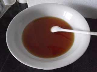 1、五仁月饼,自己熬制的转化糖浆 