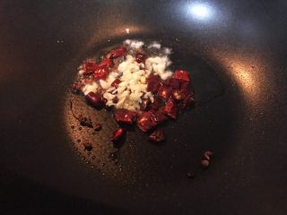 22、超满足便当（16）,下花椒干辣椒段 蒜末爆香