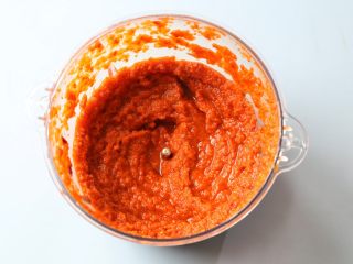 12、酱香饼,所有材料搅拌成泥。